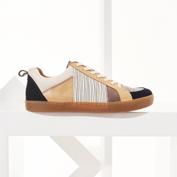 COTÉLAC - gold neutral sneaker - style # CI9B821 - perfect condition - Picture 1 of 5